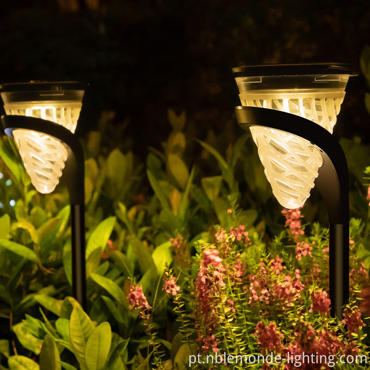 solar outdoor wall lights with sensor